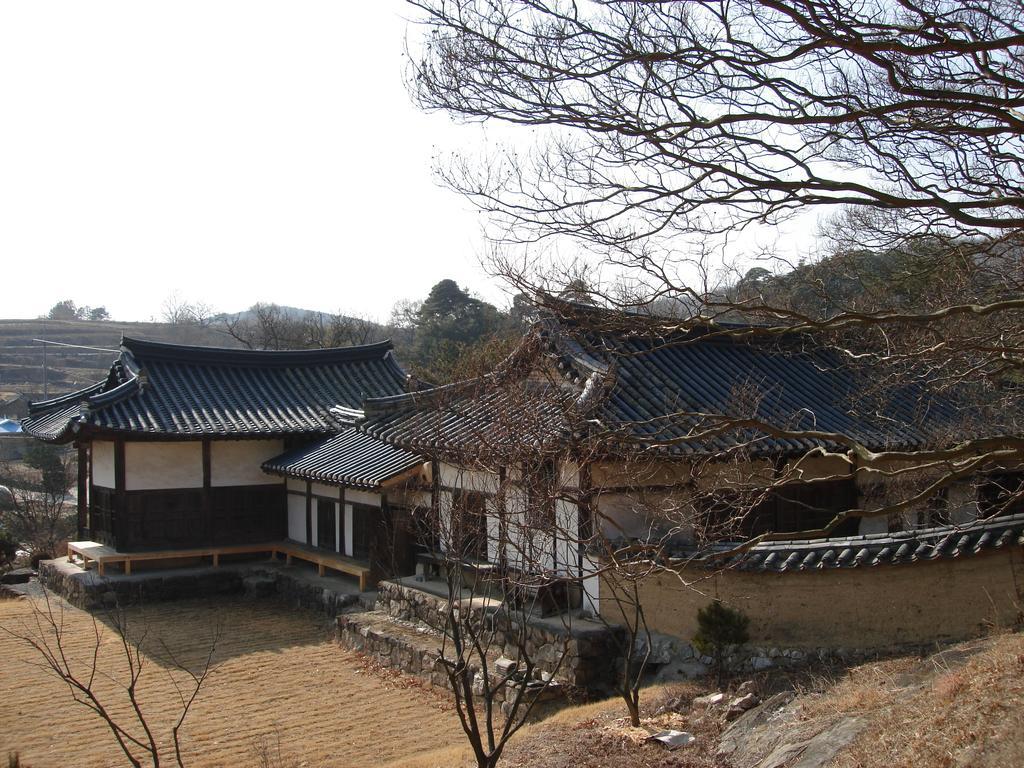 Ahndong Kimjongtaek Yangsodang Andong Exterior photo