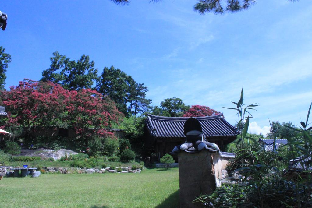 Ahndong Kimjongtaek Yangsodang Andong Exterior photo