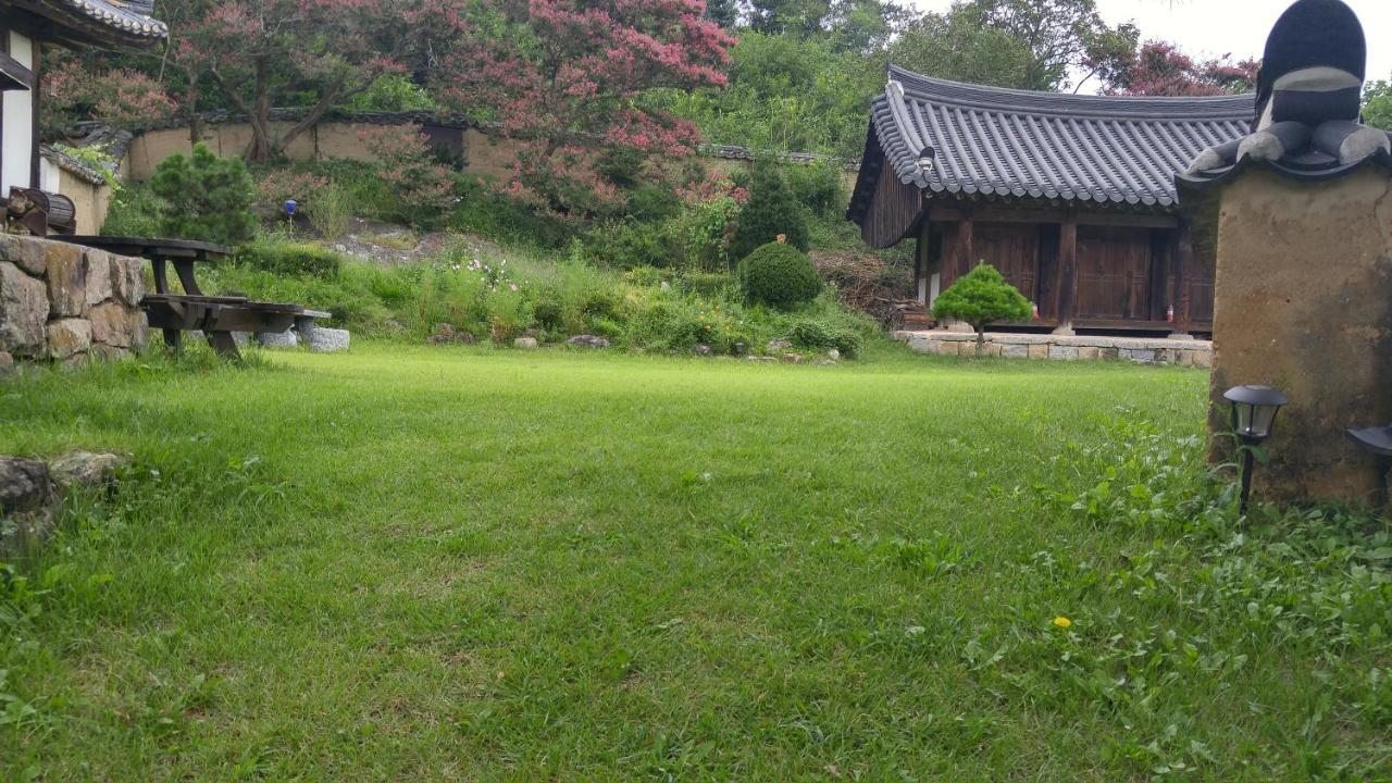 Ahndong Kimjongtaek Yangsodang Andong Exterior photo